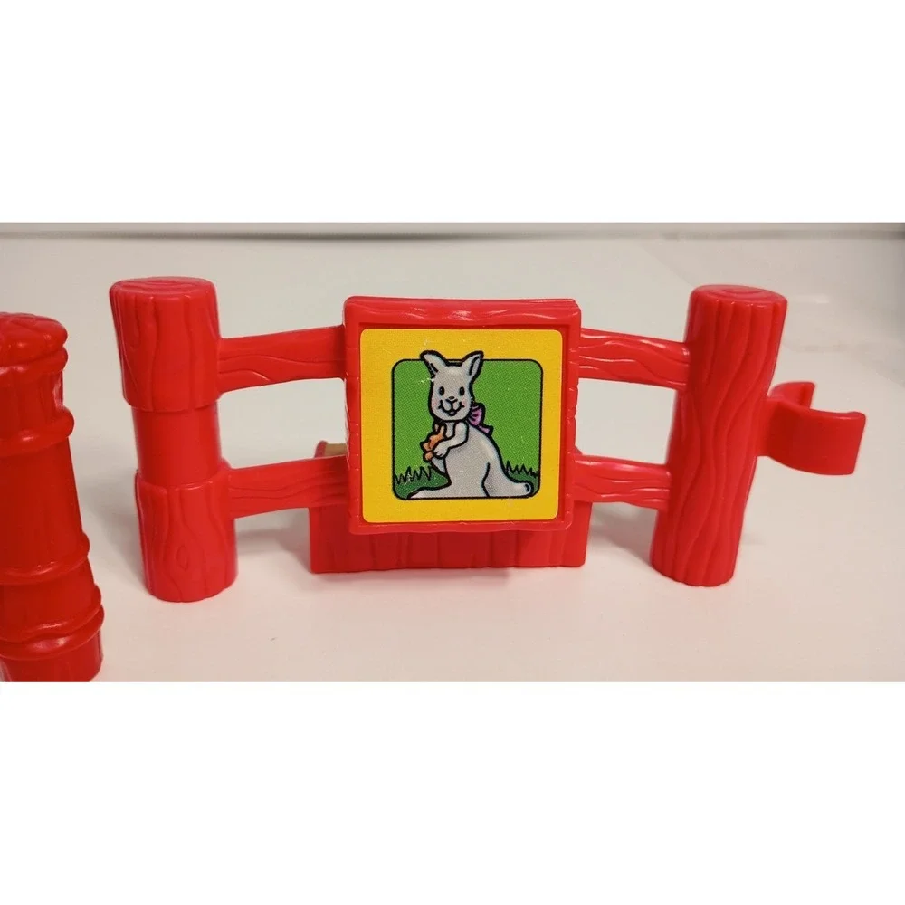 Fisher Price Little‎ People Animal Sounds Zoo Replacement Fence-3pcs, Zebra